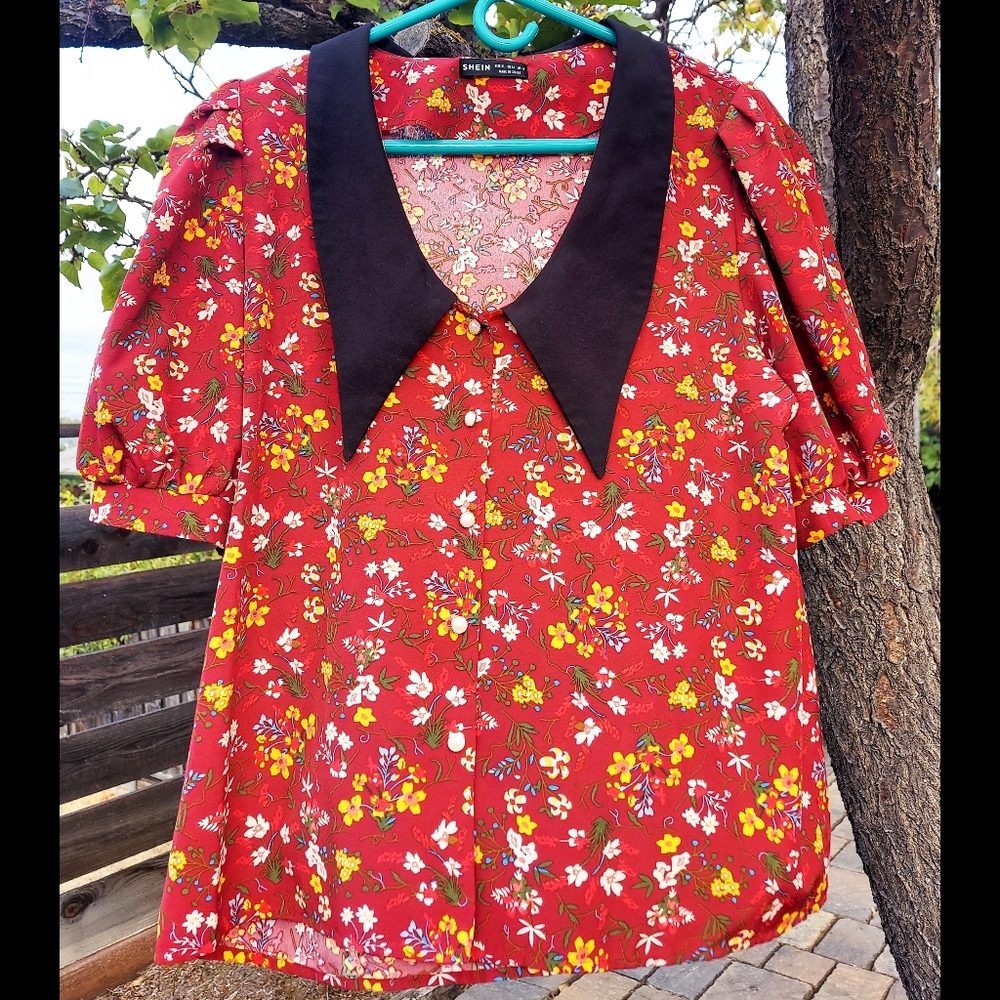 Floral Red and Black Retro Cottagecore Blouse
